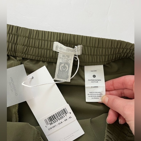 Outerknown Active Army Green Shorts New with Tags XL - Picture 4 of 5